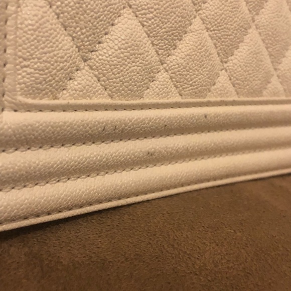 Chanel Small Le Boy White Gold Caviar Bag - Picture 4 of 8